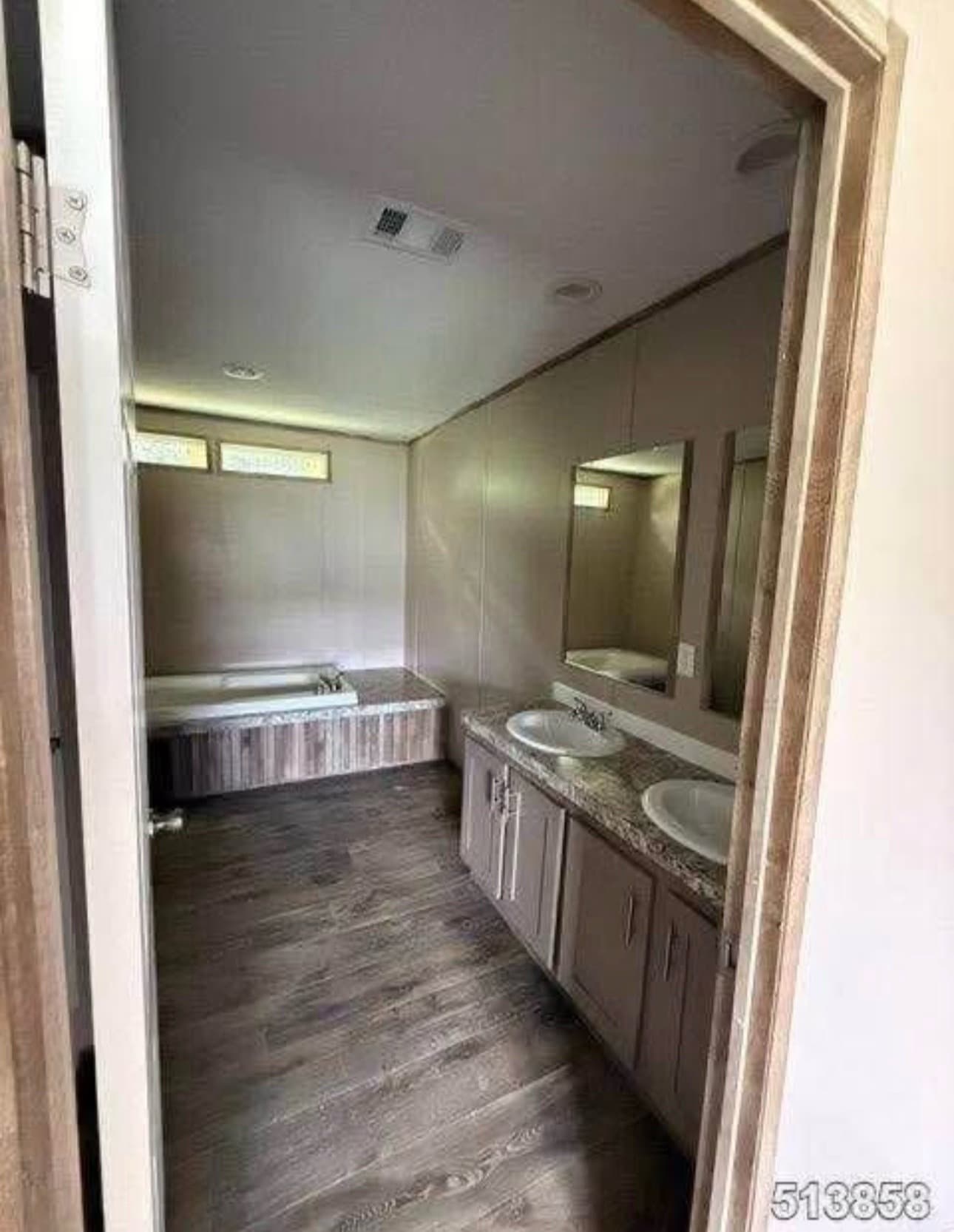 The Oakwood Terrace, photo 12 of 15