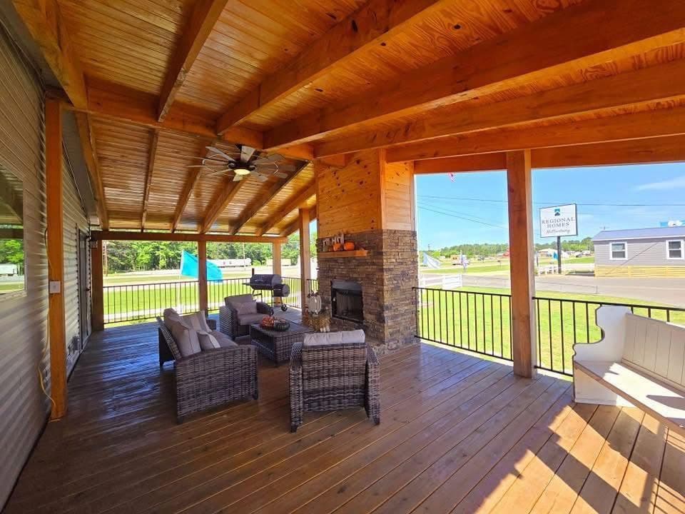 The Upshaw, photo 4 of 19
