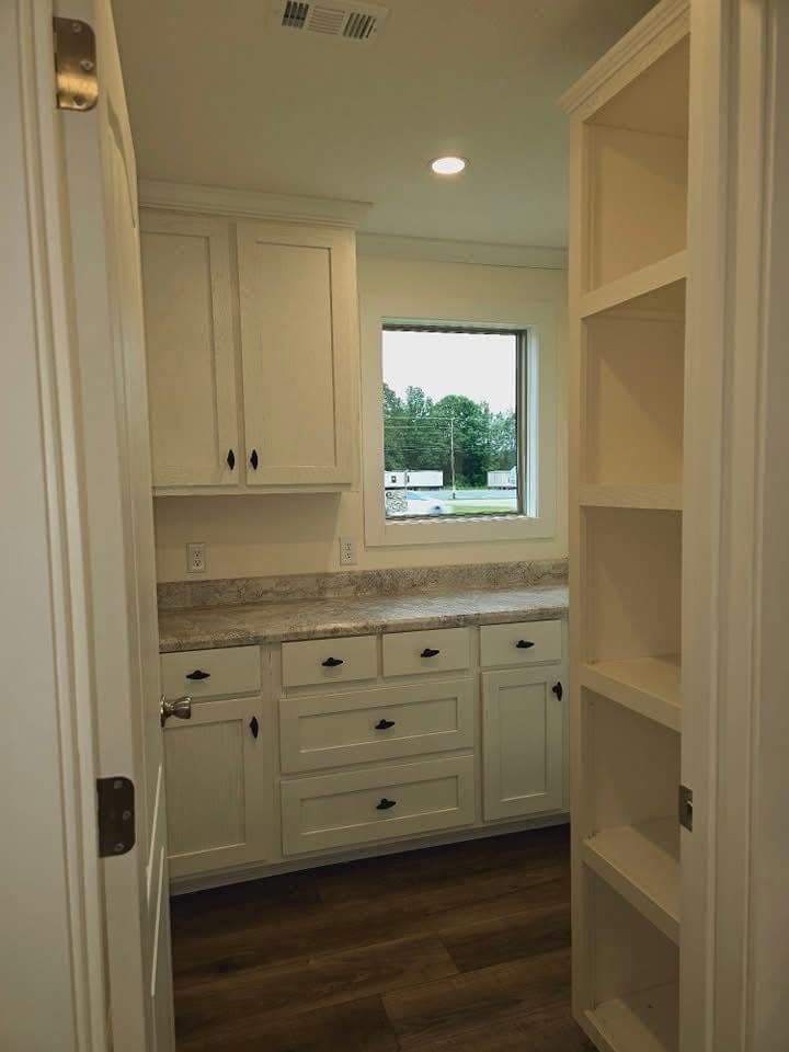 The Upshaw, photo 8 of 19